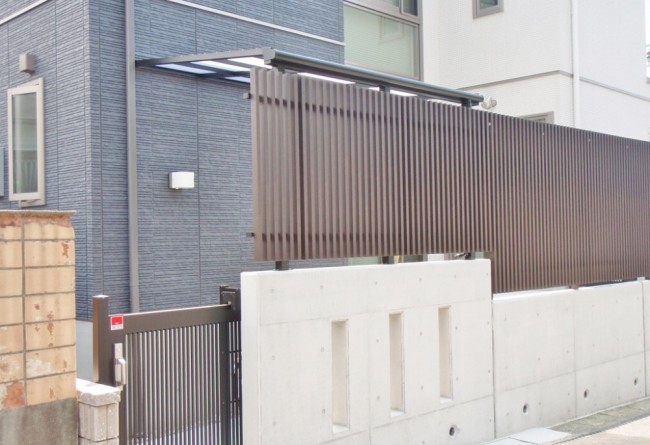 自転車置場の屋根(サイクルポート)写真